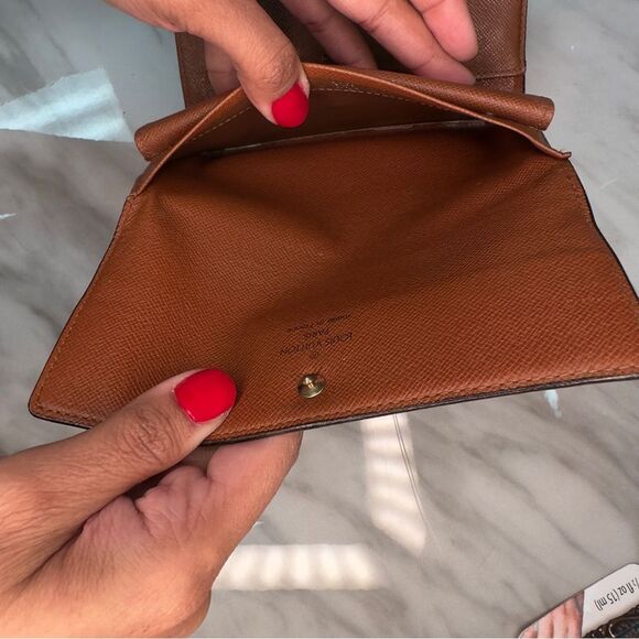 Louis Vuitton Trifold Wallet (Authentic) - Picture 10 of 14